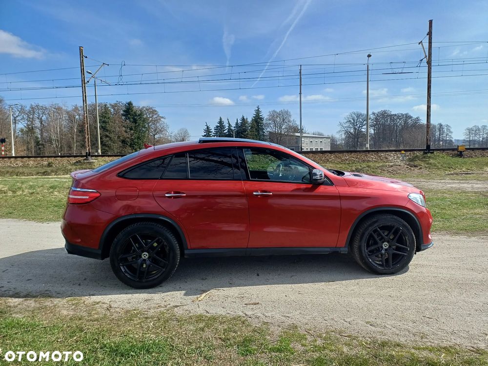 Mercedes-Benz GLE - 17