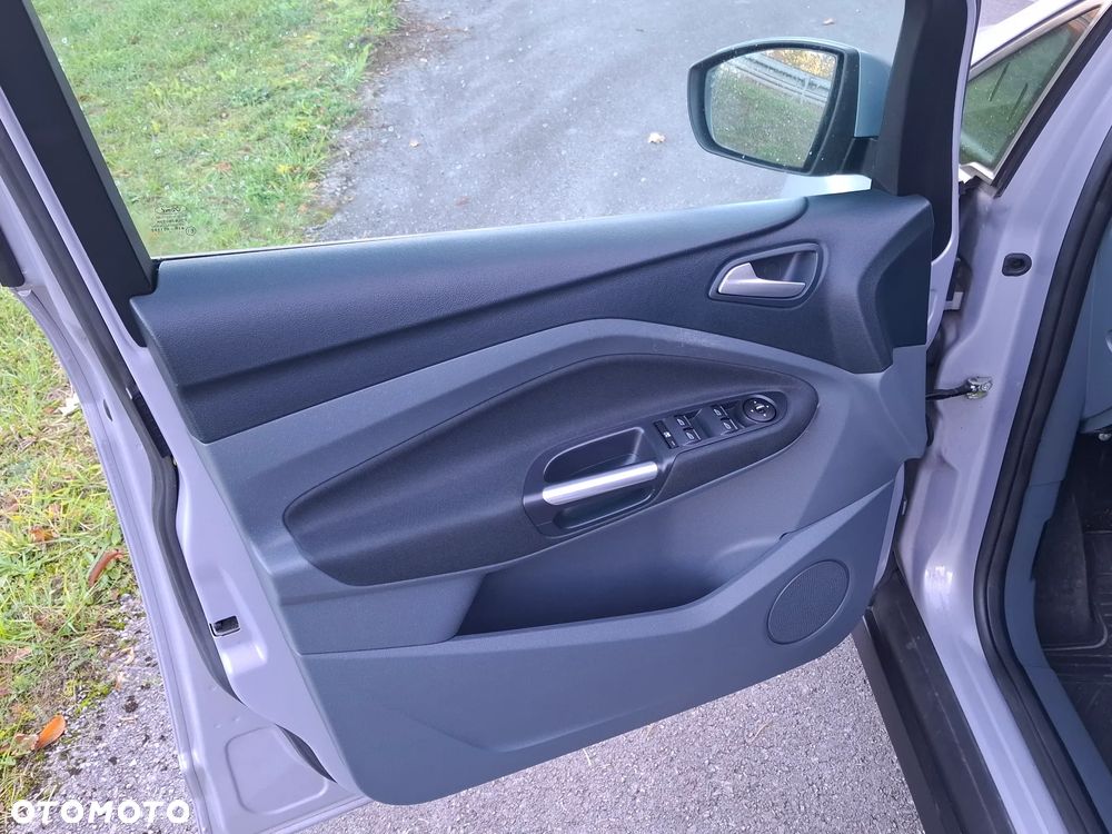 Ford C-MAX - 19