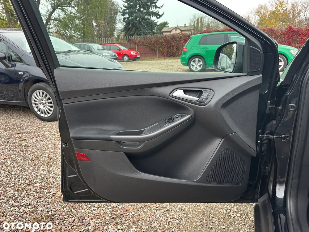Ford Focus - 12