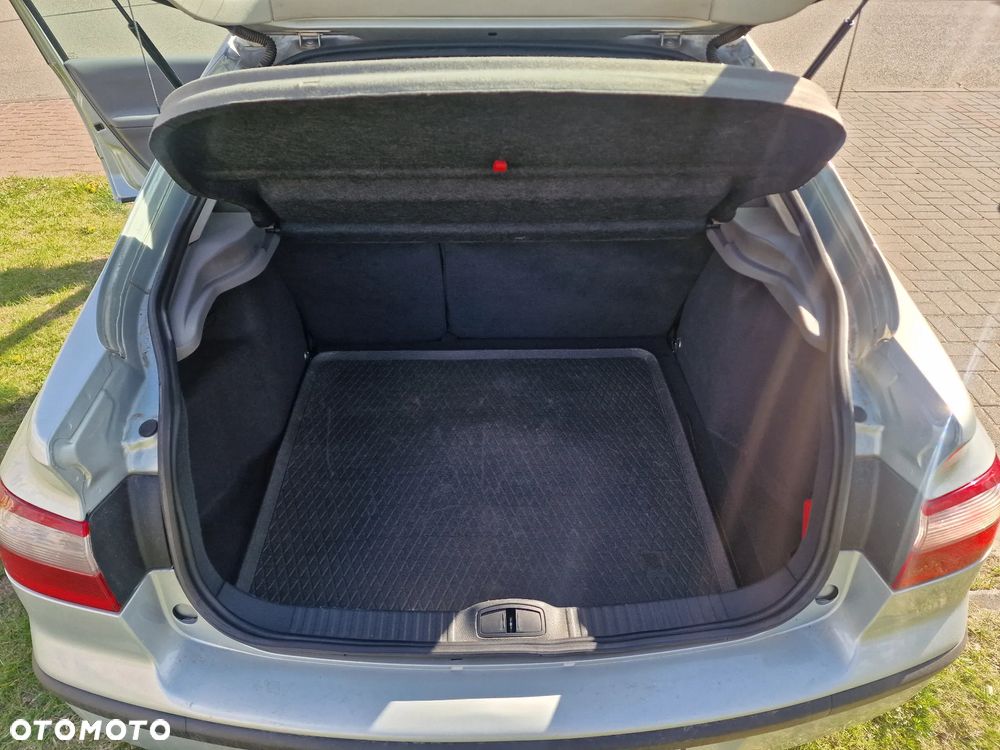 Renault Laguna 1.9 dCi Expression - 15