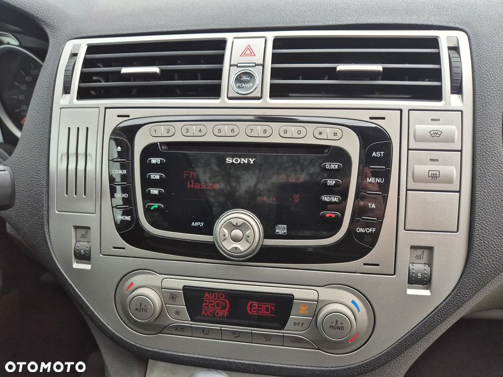 Ford Kuga 2.0 TDCi 4WD Titanium - 24