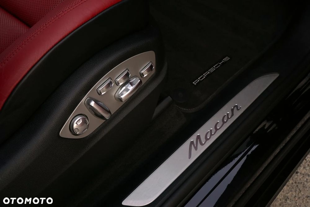 Porsche Macan - 19
