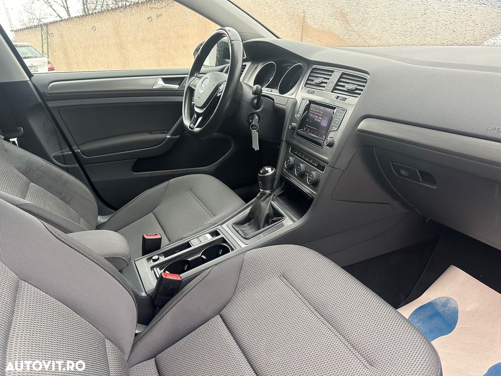 Volkswagen Golf 1.6 BlueTDI Comfortline - 8
