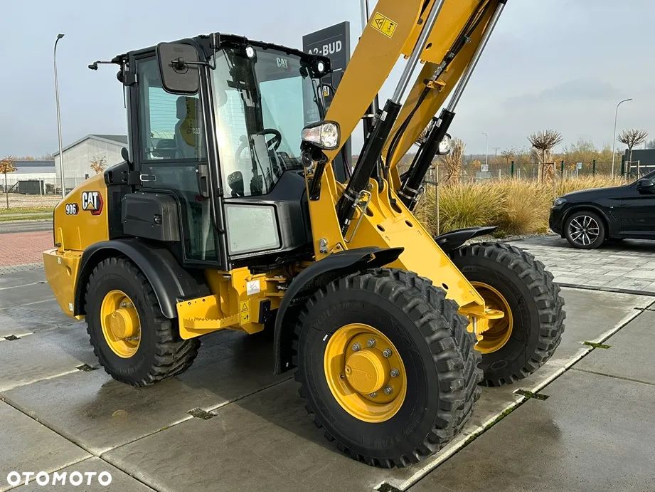 Caterpillar 906 - 34