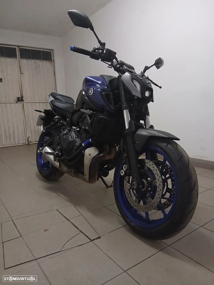 Yamaha MT-07 - 14