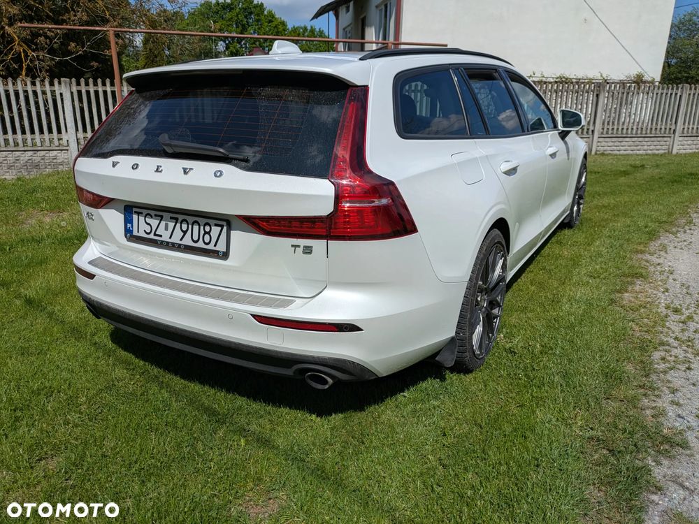 Volvo V60 T5 Geartronic Momentum Pro - 14
