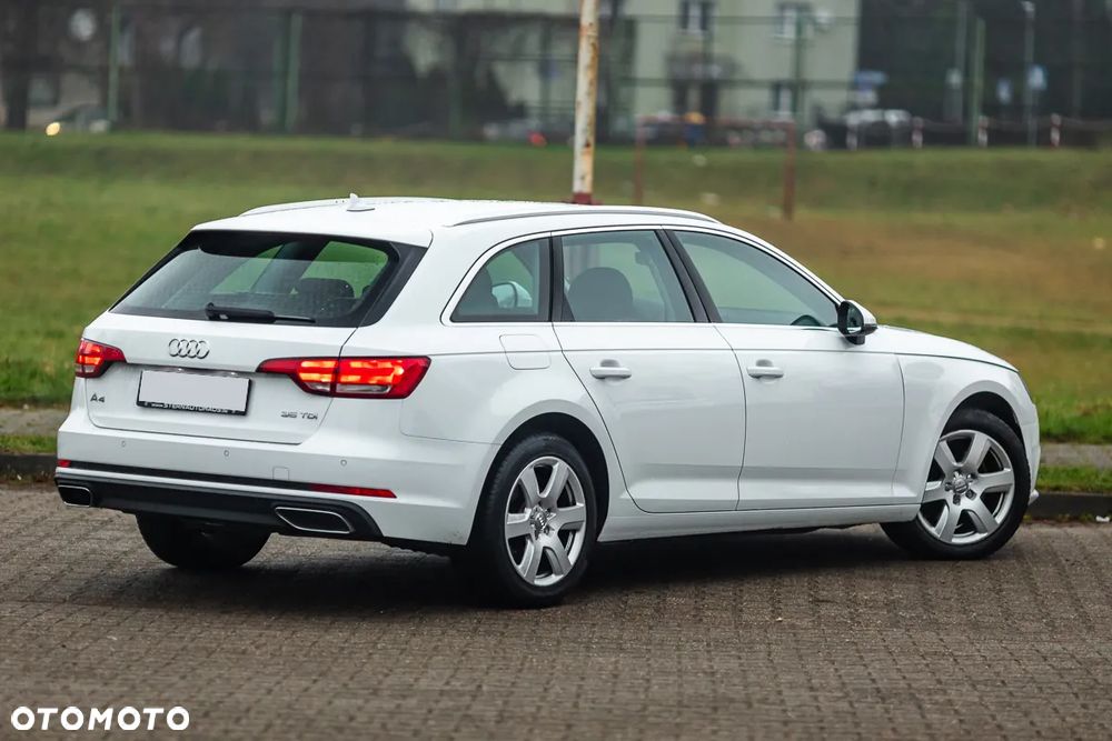 Audi A4 Avant 35 TDI S tronic - 11