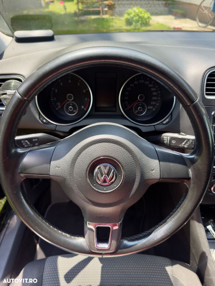 VOLKSWAGEN Golf 2010 — imagine 16