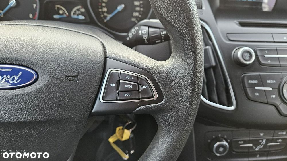 Ford Focus - 20