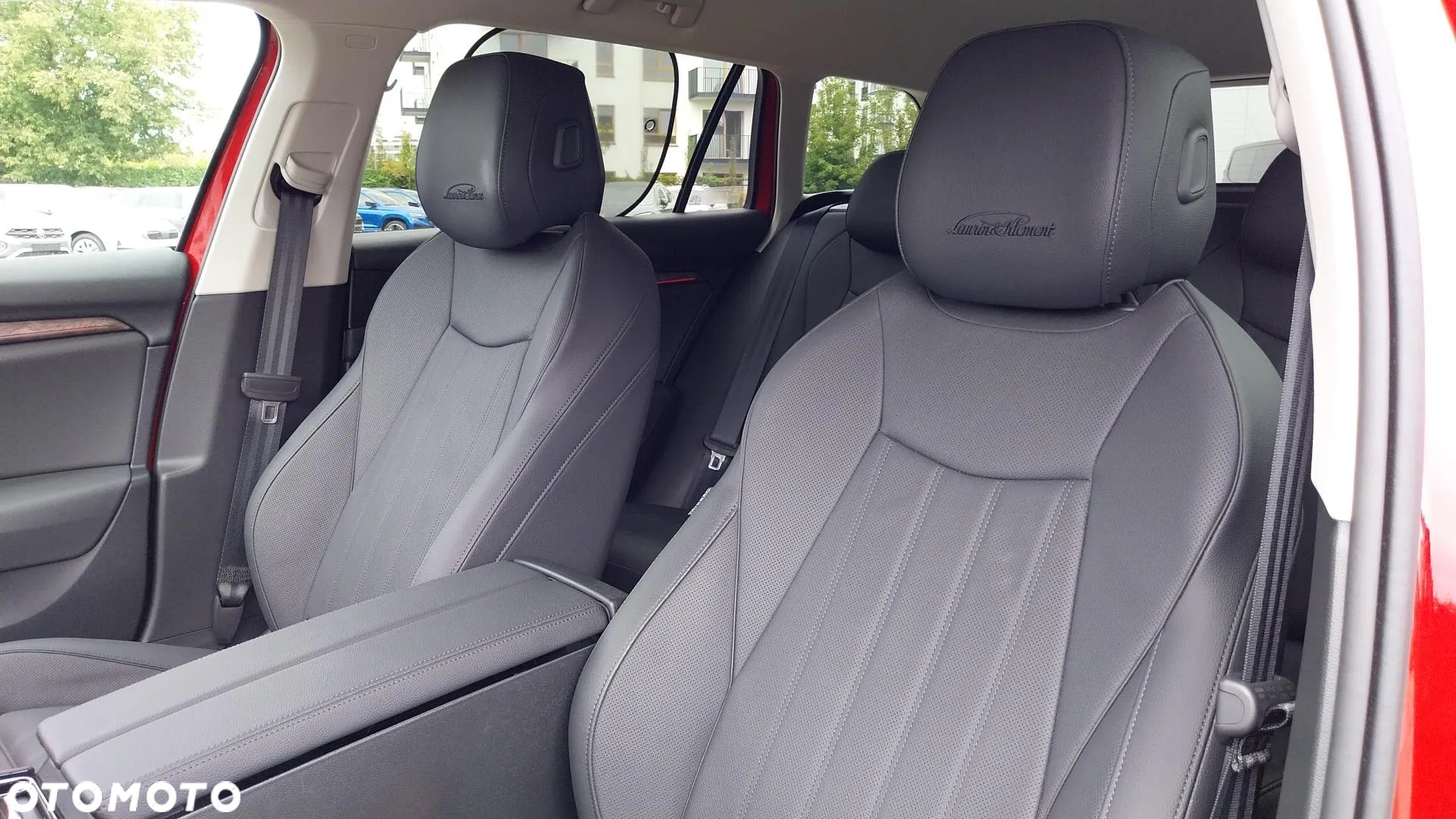 Skoda Superb 1.5 TSI L&K DSG - 17