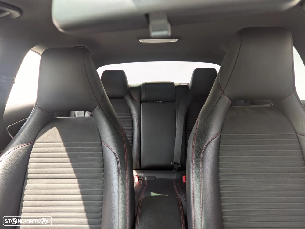 Mercedes-Benz CLA 180 (CDI) d AMG Line - 12