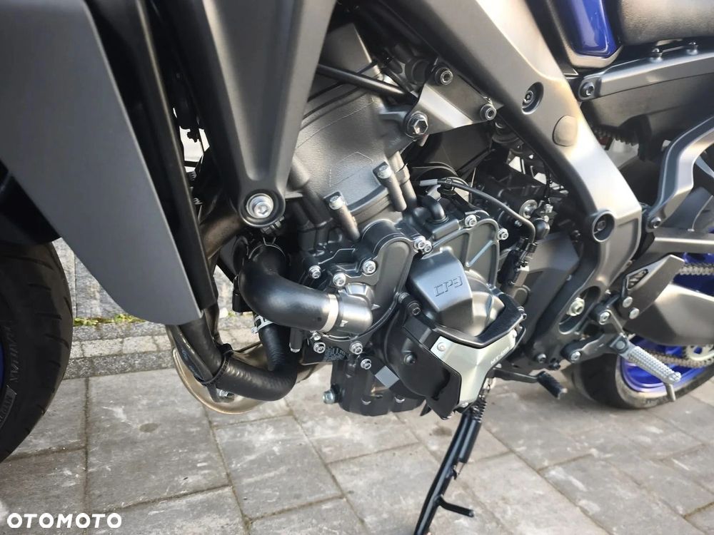 Yamaha MT - 33