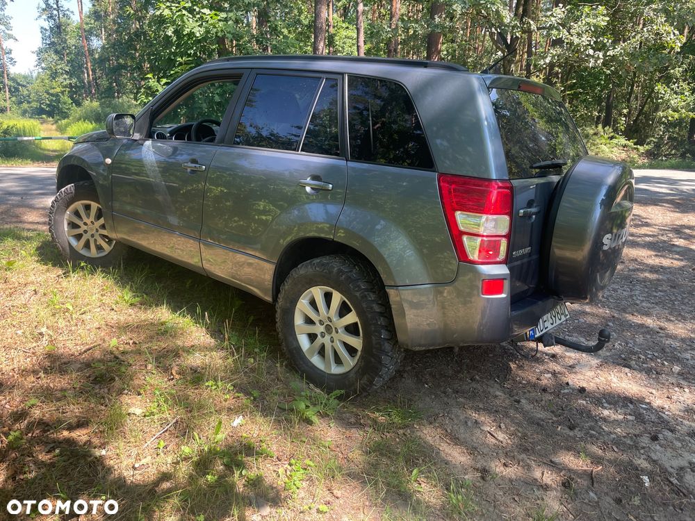 Suzuki Grand Vitara 2.0 Comfort - 9