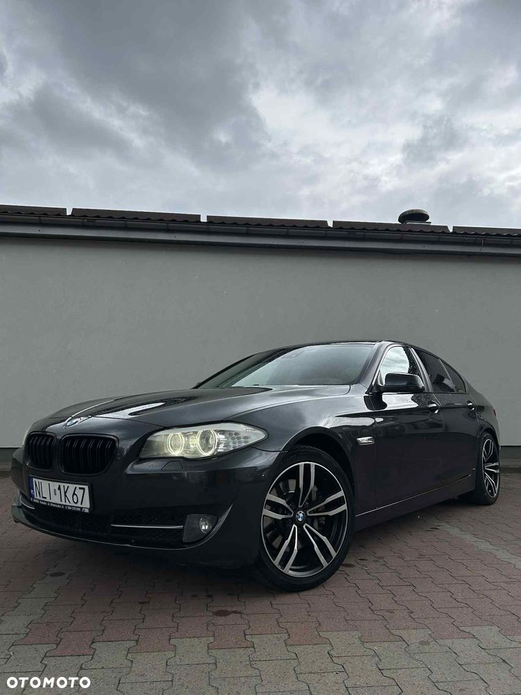BMW Seria 5 525d xDrive - 1