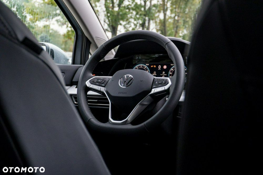 Volkswagen Golf - 21