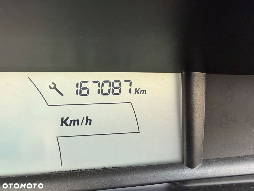 Citroën C4 1.6 16V Impress - 6