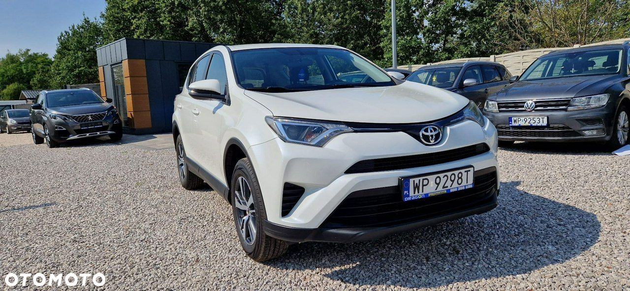 Toyota RAV4 - 16