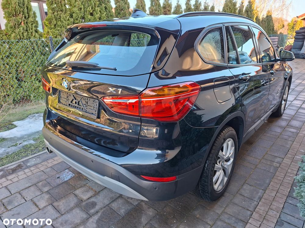 BMW X1 sDrive18i - 3