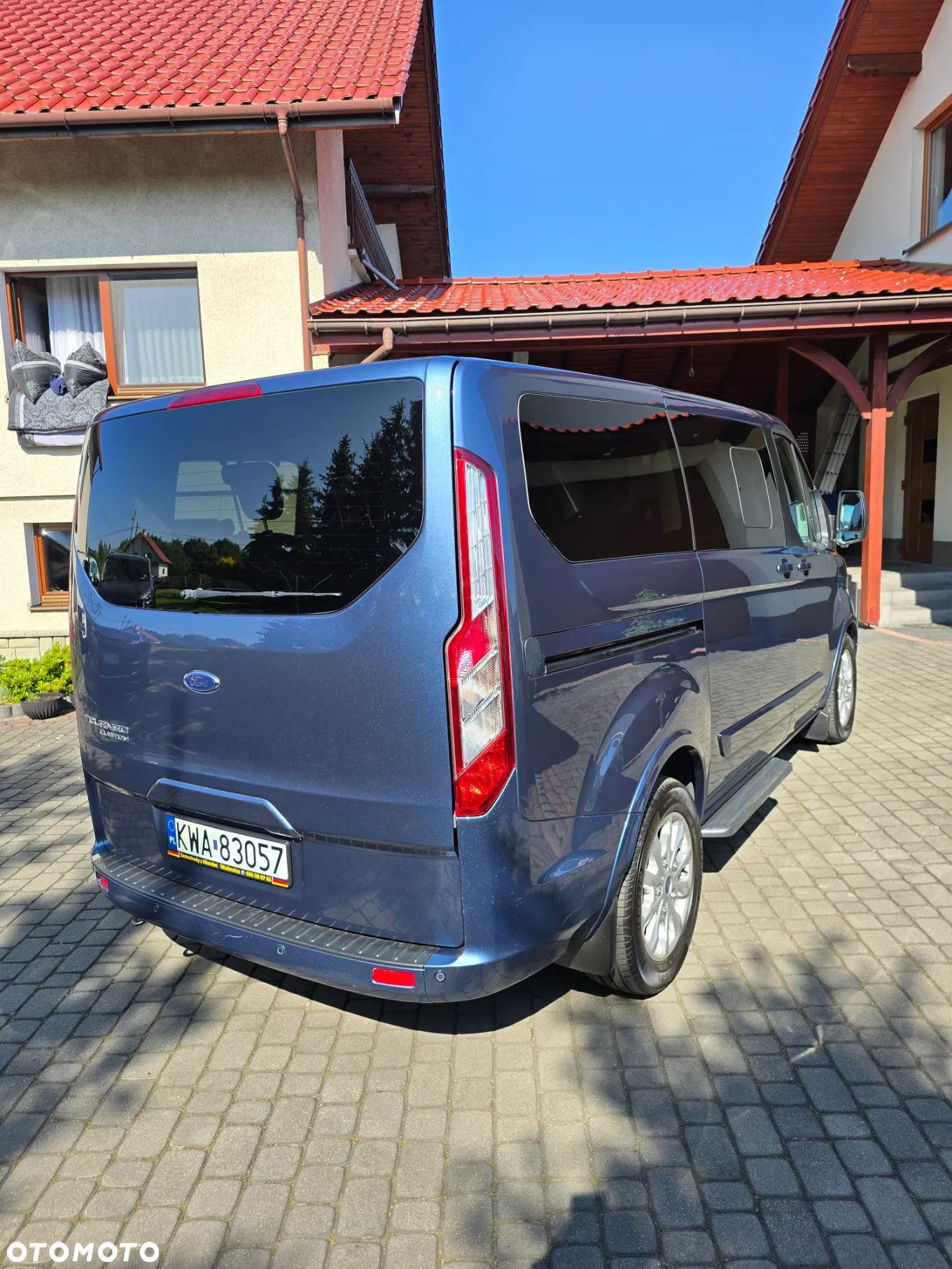Ford Tourneo Custom 2.0 EcoBlue L1 Titanium - 3