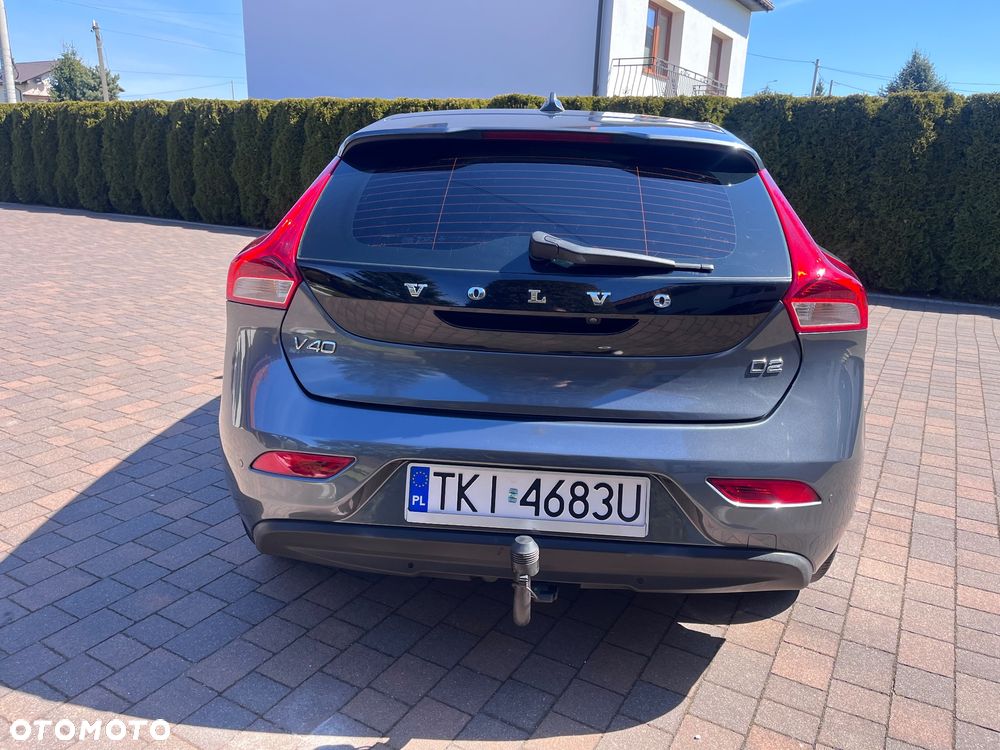 Volvo V40 D2 Summum - 24