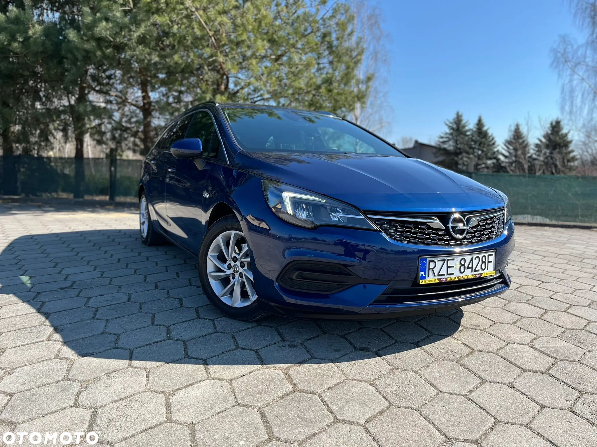Opel Astra Sports Tourer 1.2 Turbo - 1