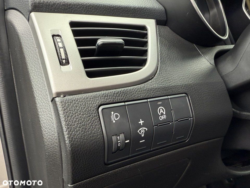 Hyundai i30 1.4 Premiere Comfort - 21