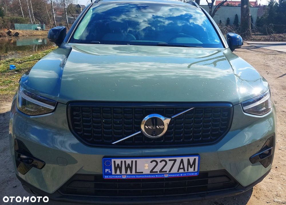 Volvo XC 40 B5 AWD Ultimate Dark - 2