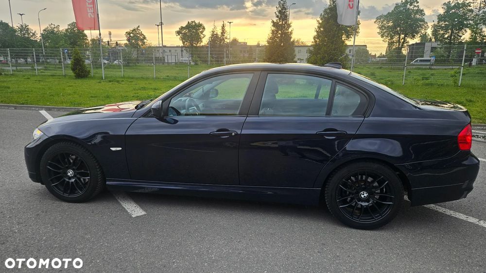 BMW Seria 3 320d DPF - 26