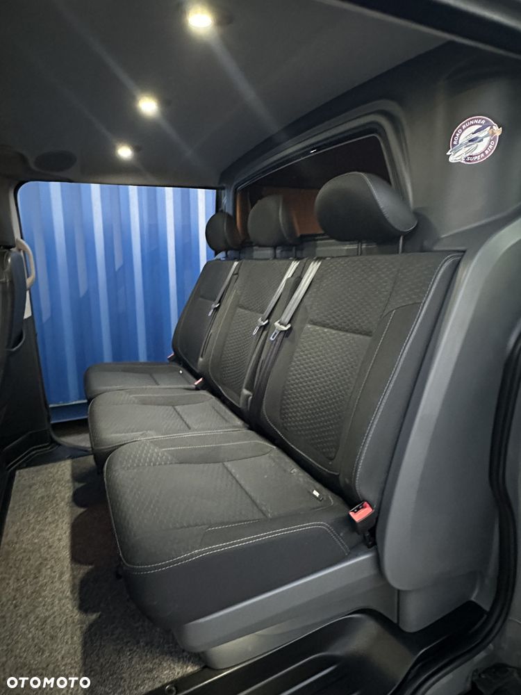 Opel Vivaro - 20