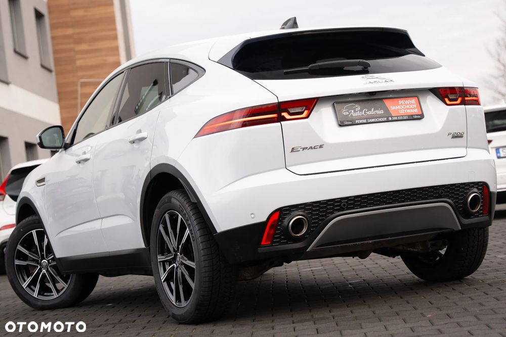 Jaguar E-Pace - 15