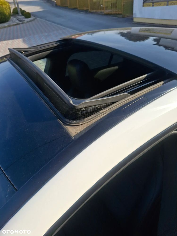 Mercedes-Benz CLA 200 7G-DCT - 21