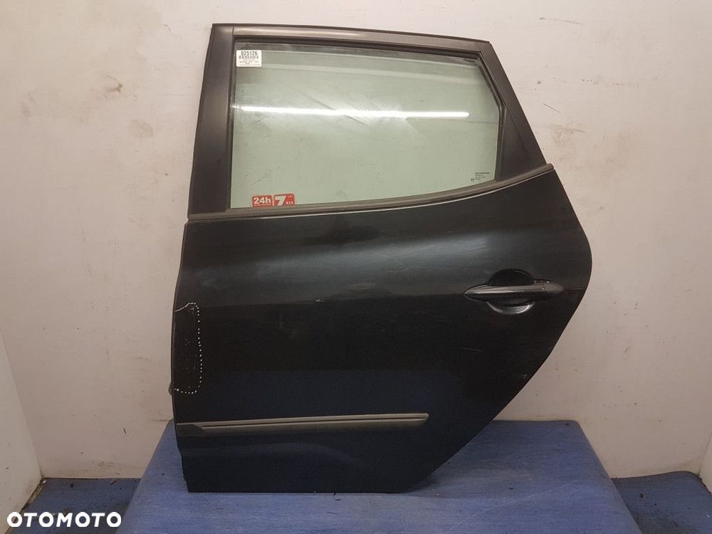 KIA VENGA DRZWI TYŁ LEWE 9F - 1