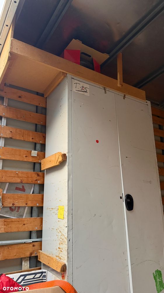 Mercedes-Benz Sprinter - 12