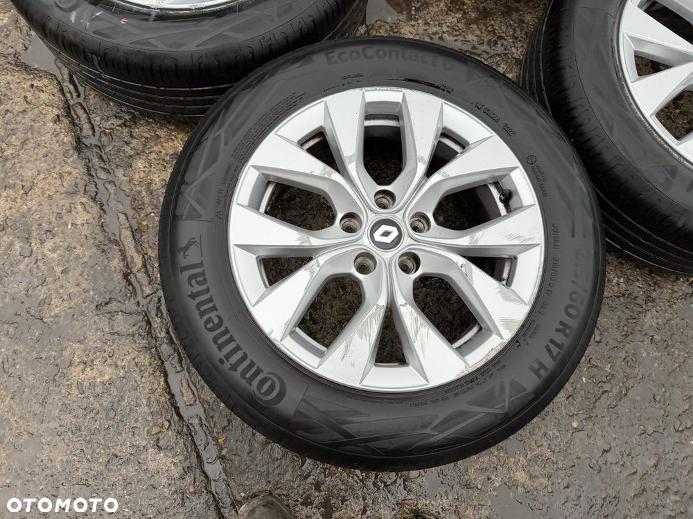 Felgi 17' koła Renault Captur II 5x114,3 ET35 7.0Jx17 centr 66,1 OE - 2