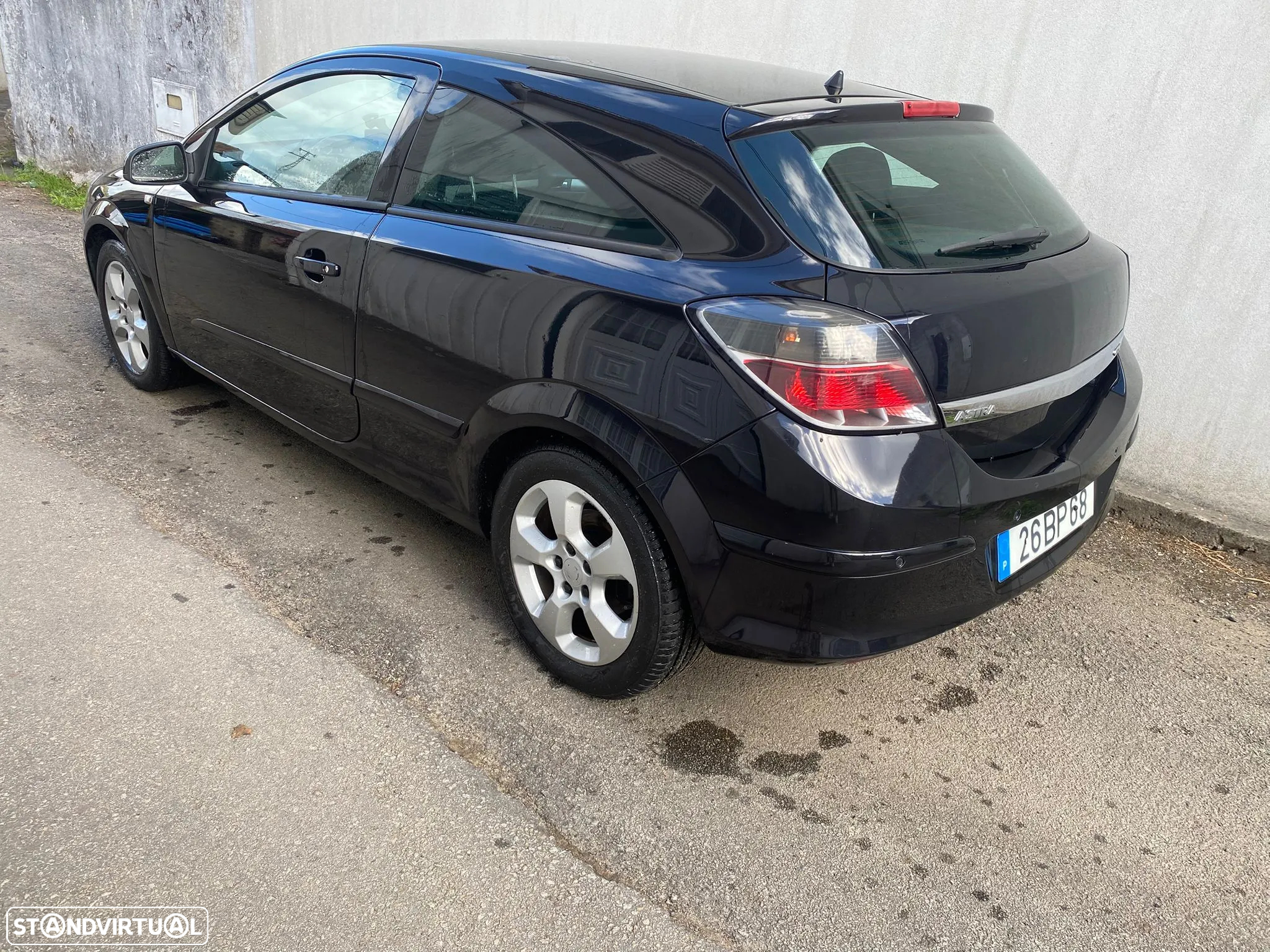 Opel Astra GTC 1.7 CDTi - 4
