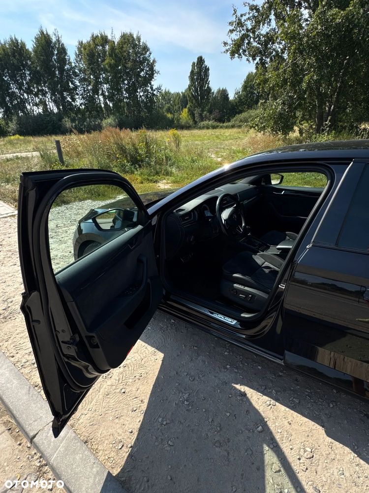 Skoda Superb 2.0 TSI 4x4 Sportline DSG - 24