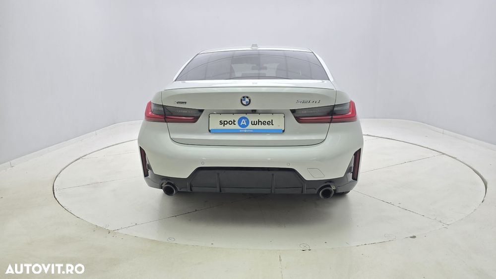 BMW Seria 3 320d xDrive AT MHEV - 8