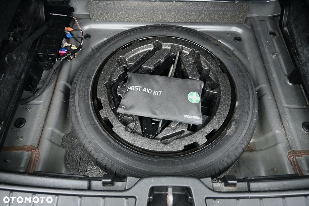 Volvo XC 40 D3 Geartronic Momentum - 36