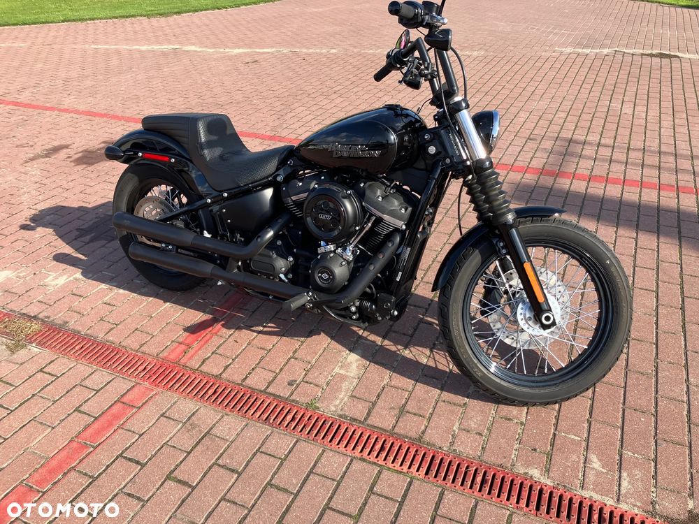Harley-Davidson Softail Street Bob - 3