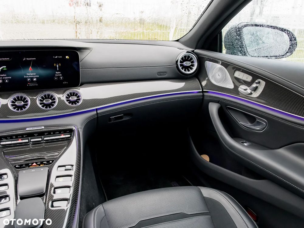 Mercedes-Benz AMG GT - 13