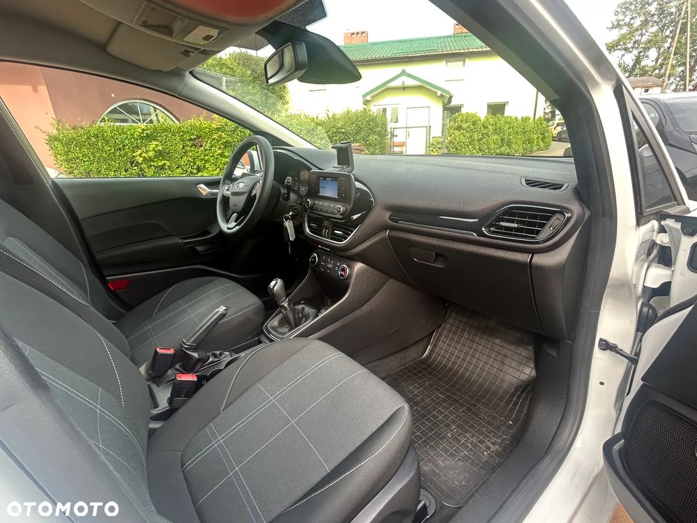 Ford Fiesta 1.1 S&S TREND - 6