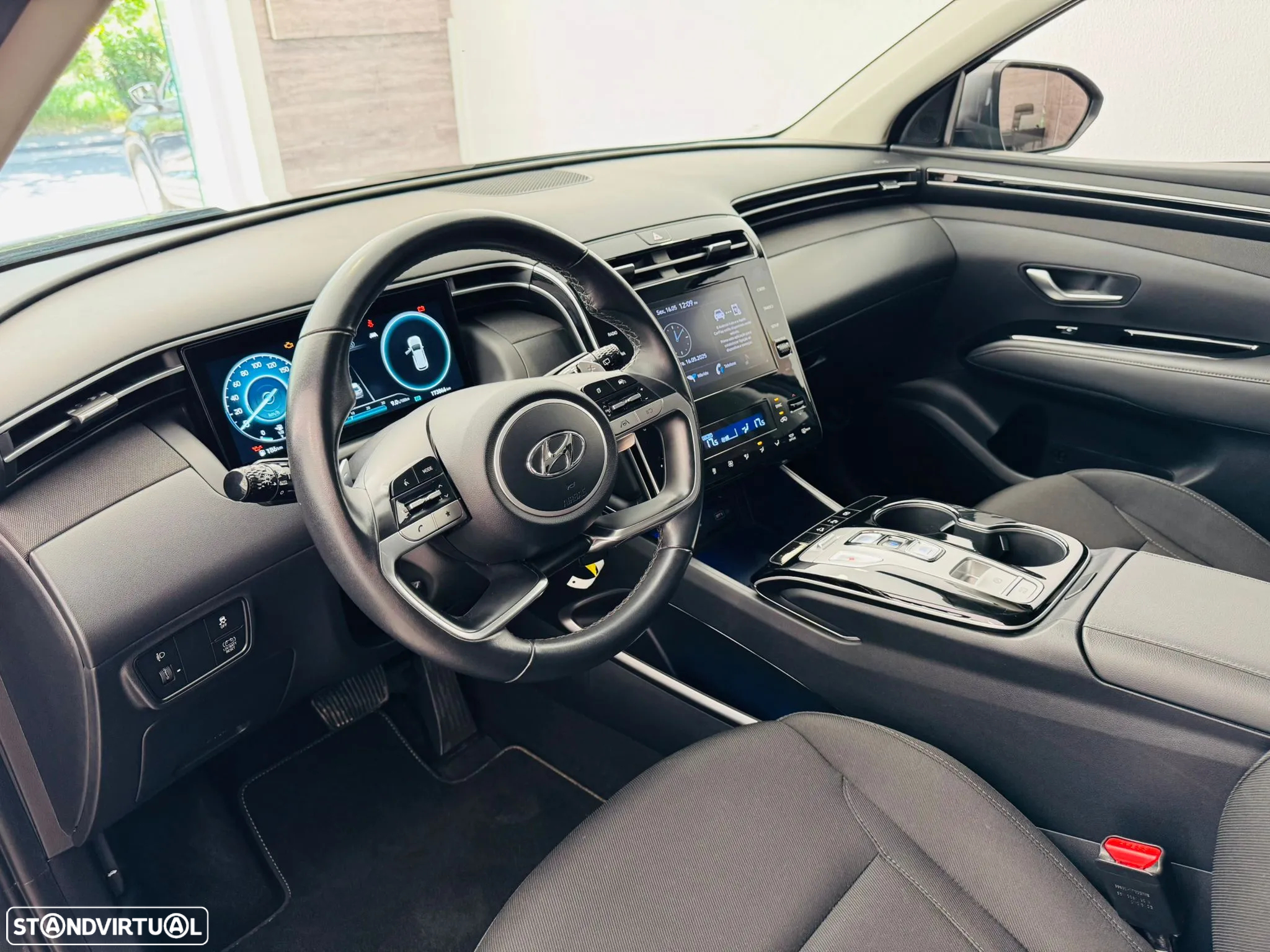 Hyundai Tucson 1.6 T-GDI HEV Premium - 10