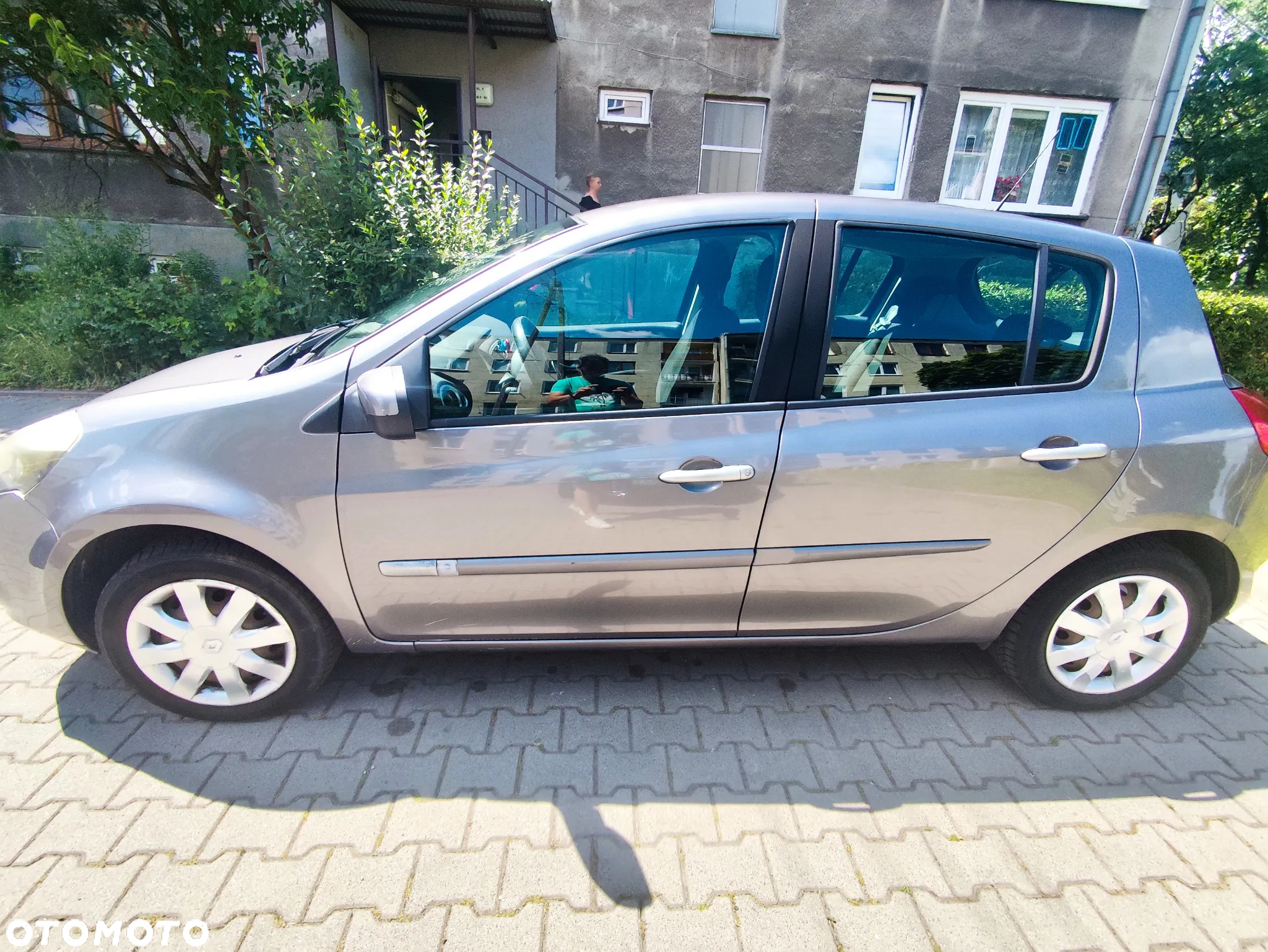 Renault Clio 1.2 16V TCE Alize Euro5 - 5
