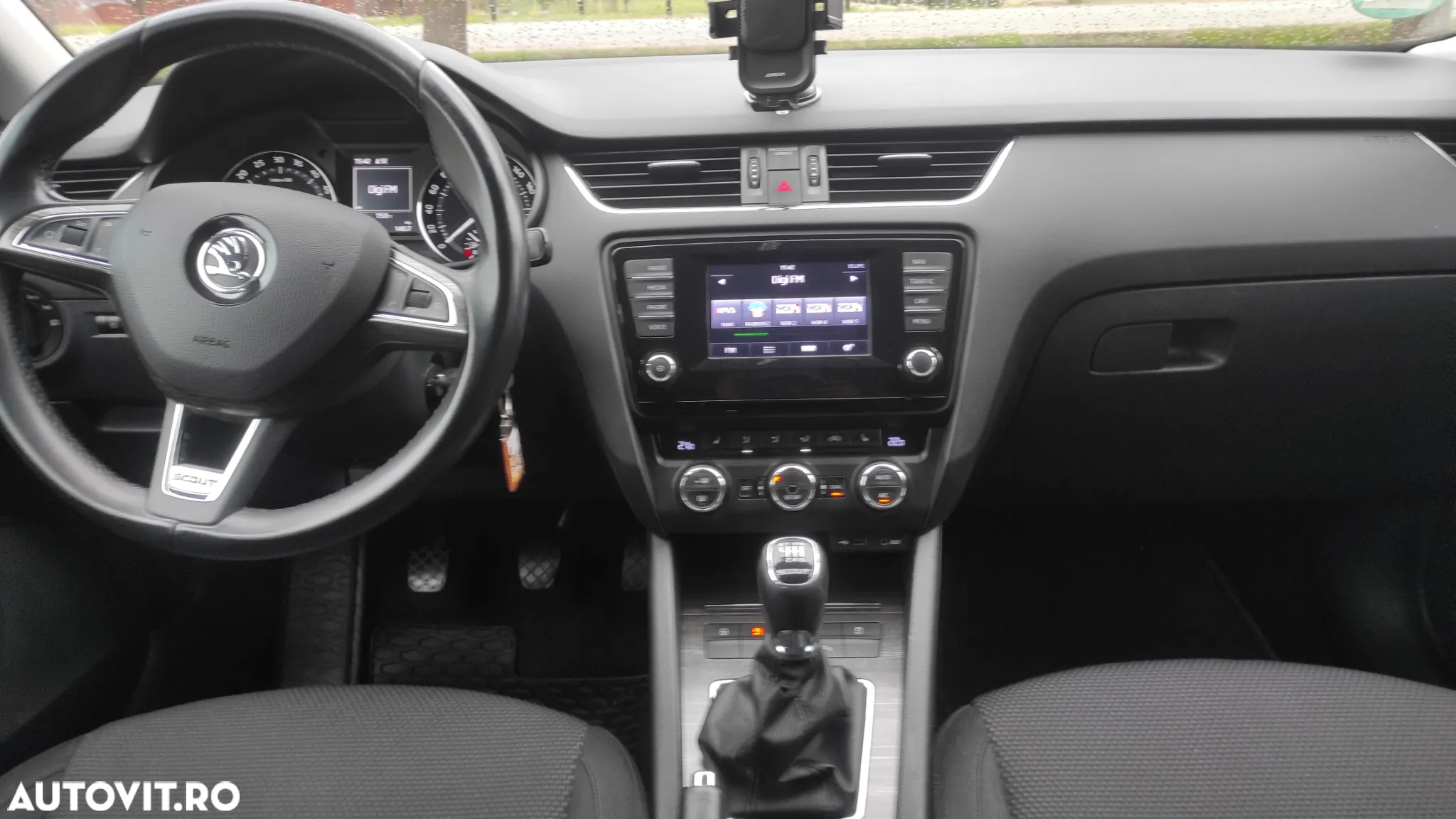 Skoda Octavia 2.0 TDI 4x4 Scout - 14
