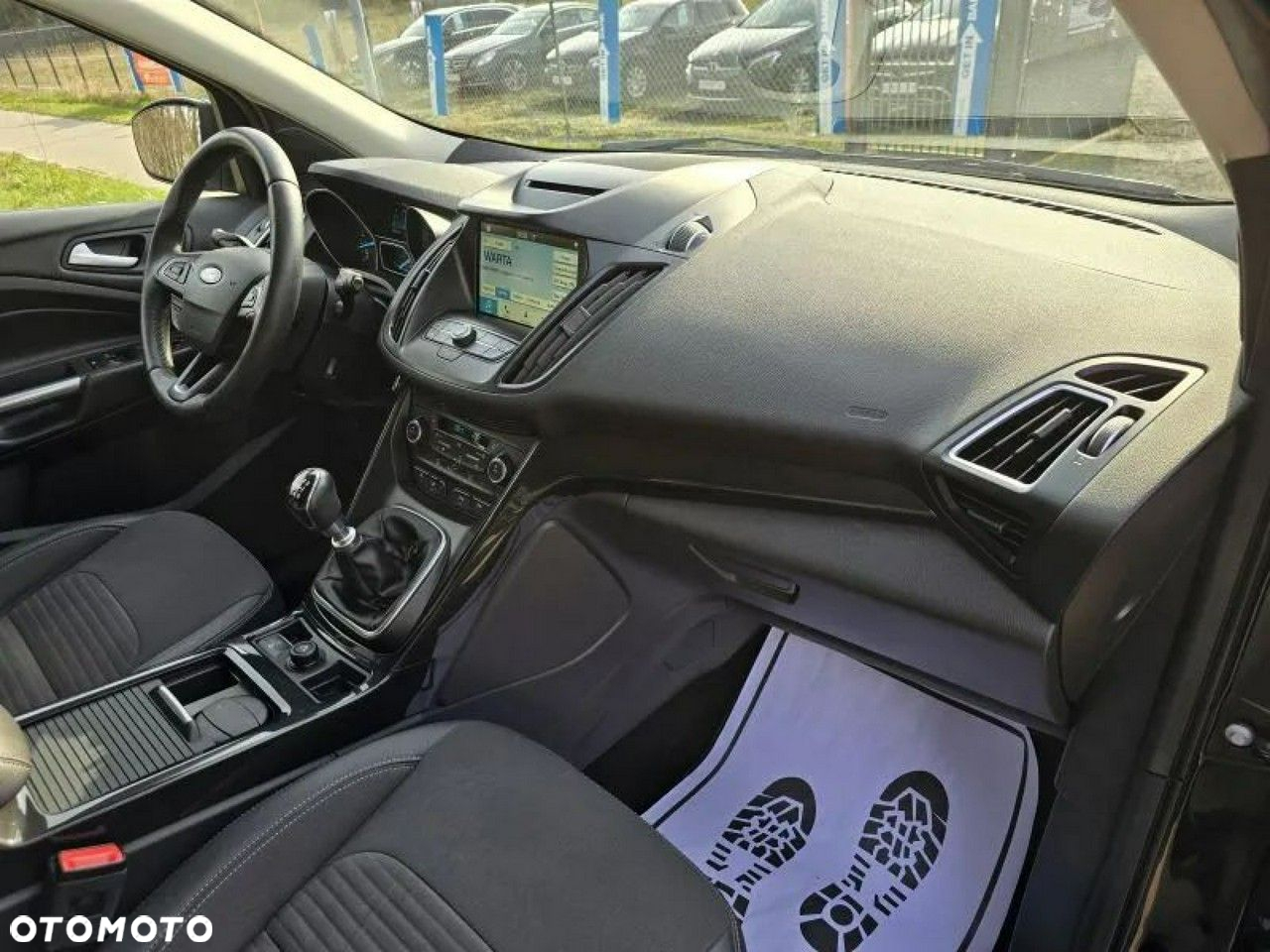 Ford Kuga - 25