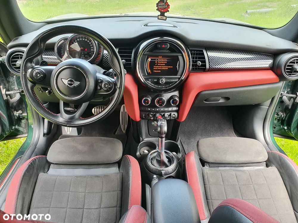 MINI John Cooper Works - 14