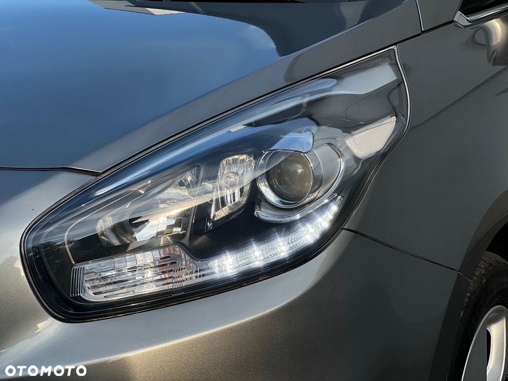 Kia Carens 1.6 GDI XL 7os - 21