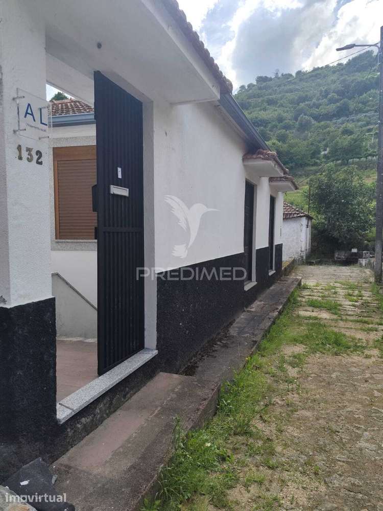 Fantástico T4 Renovado  em Resende - Grande imagem: 2/20