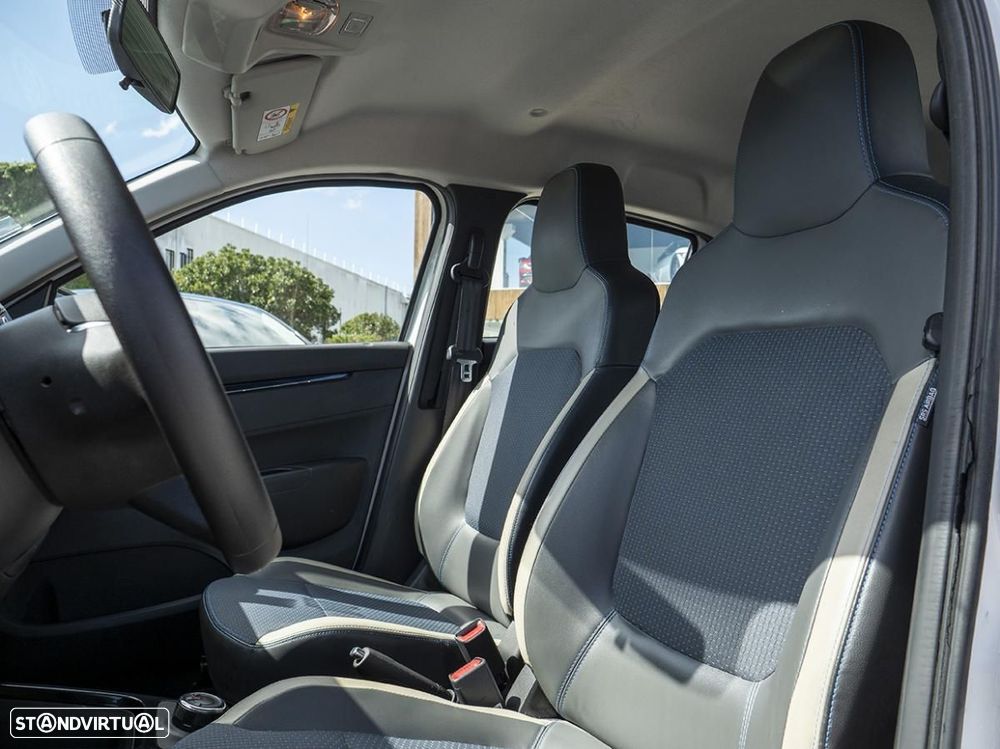 Dacia Spring Comfort Plus - 21