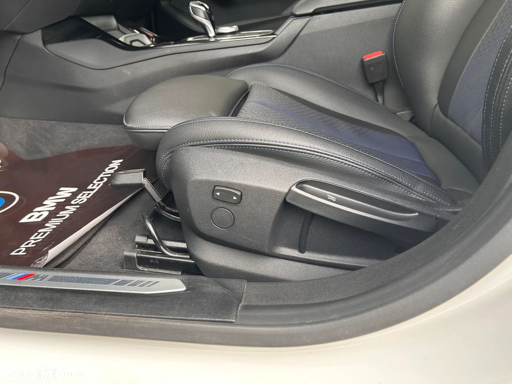 BMW Seria 2 218i M Sport - 16